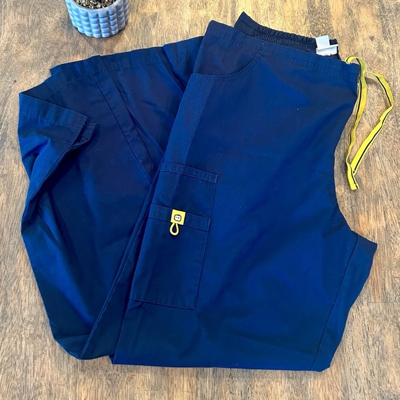 Spread Good Cheer Teal/Blue Scrub Pants XL 2 Pack - Picture 6 of 8